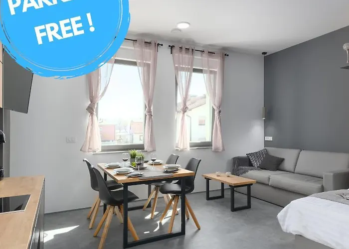 Emona - - Free Parking 4* Laibach