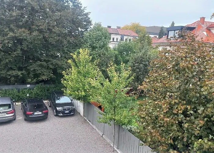 Emona - - Free Parking Aparthotel Laibach