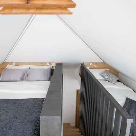 Emona - - Free Parking Aparthotel 4*