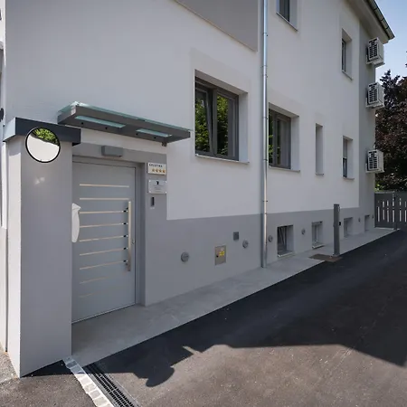 Emona - - Free Parking Liubliana