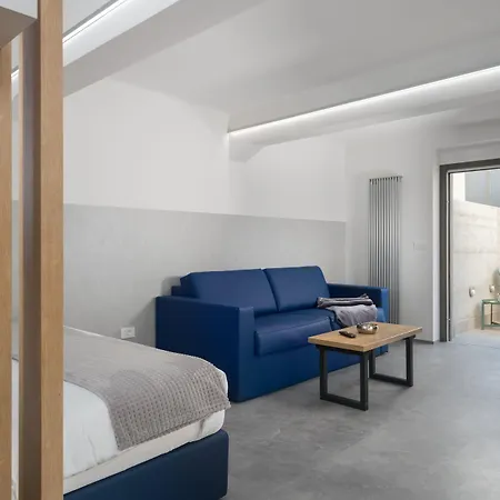 Emona - - Free Parking