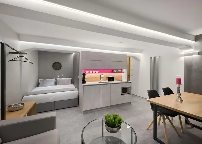 Apart Otel Emona - - Free Parking Ljubljana