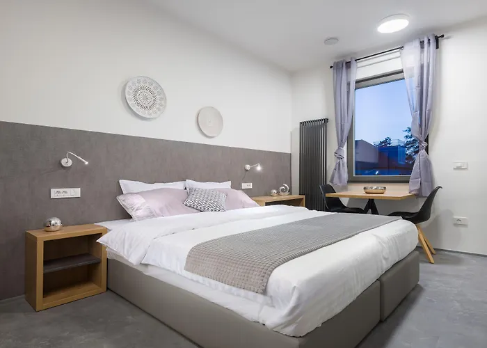 Emona - - Free Parking 4* Ljubljana