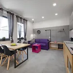 Apartmanhotel Emona - - Free Parking