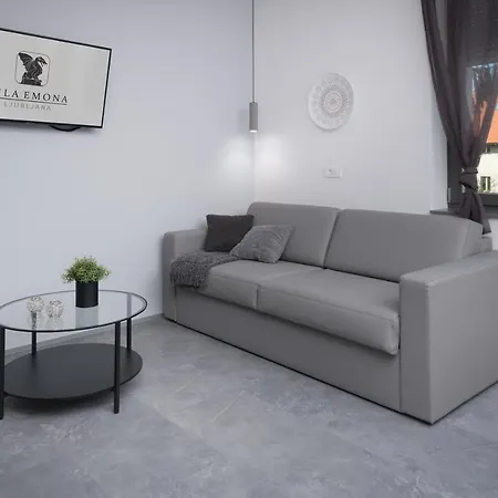 Emona - - Free Parking 4* Ljubljana