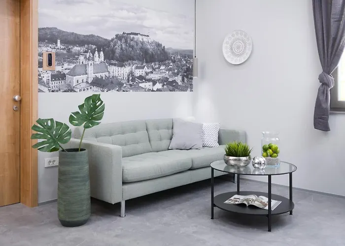 Emona - - Free Parking Appart hôtel 4*