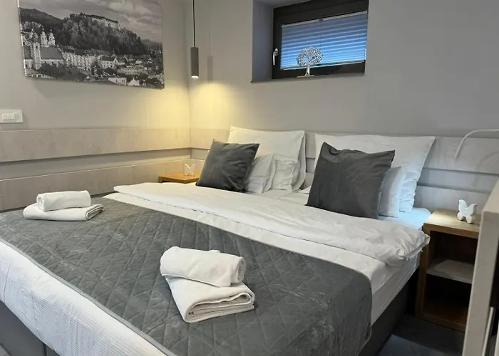 Emona - - Free Parking